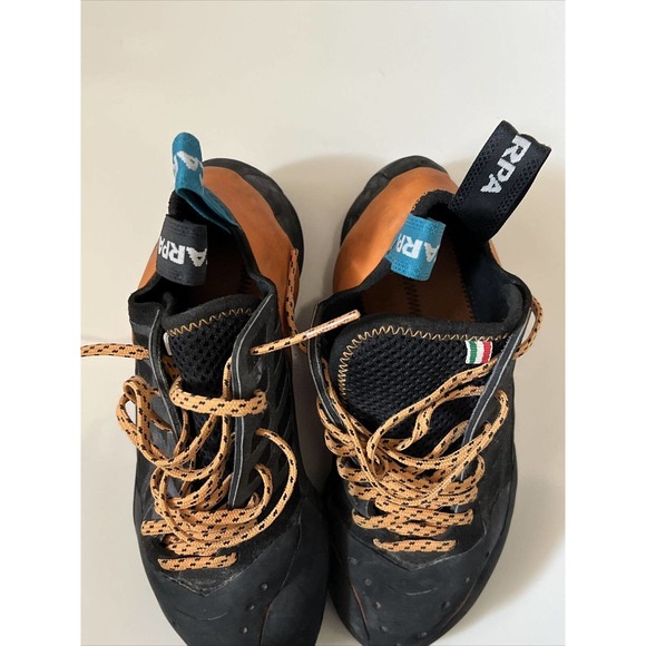 Scarpa Womens Rock Climbing Shoes Size 37.5 US 6.5 (*fits like a VERY snug US 6) - Picture 6 of 13